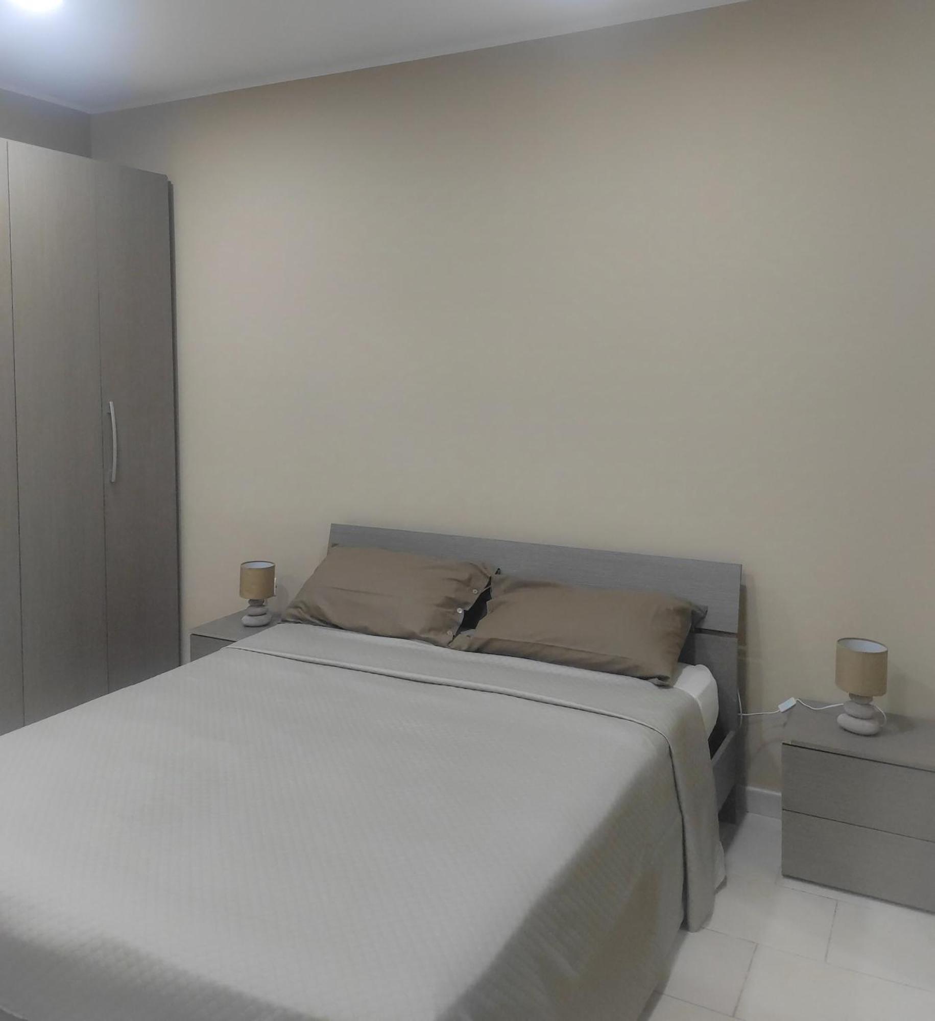 76 Avenue Suites Wi-Fi - Shuttle เรจโจ ดี คาลาเบีย ภายนอก รูปภาพ